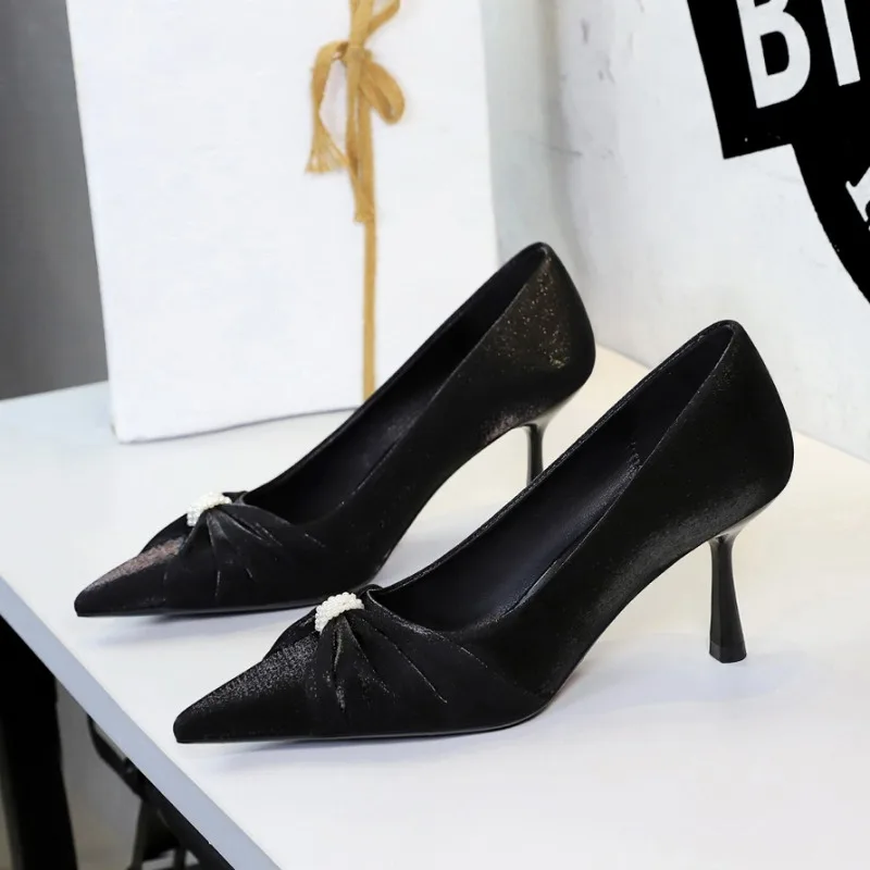 

7cm High Heels for Womens Fashion Sexy Banquet Pumps Silk Satin Pearl Bow Light Single Shoes for Women Black Comfort Women Shoes