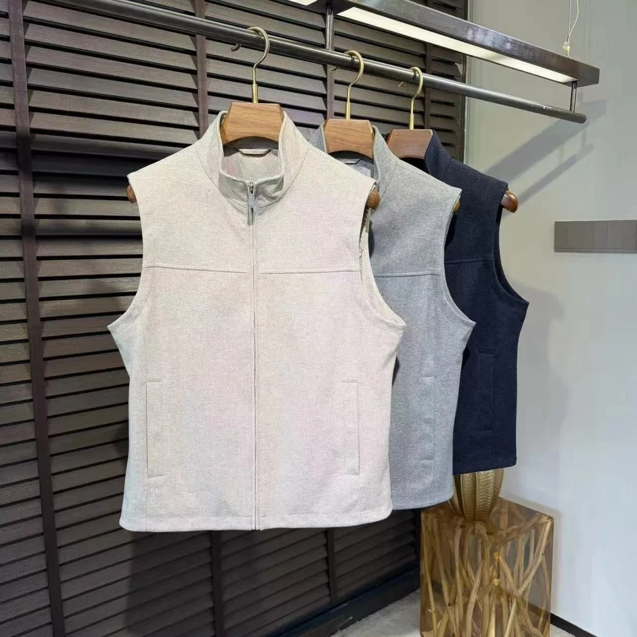 Italian BC Business Casual Sour and Vinegar Wool Blended Stand-Up Collar Vest