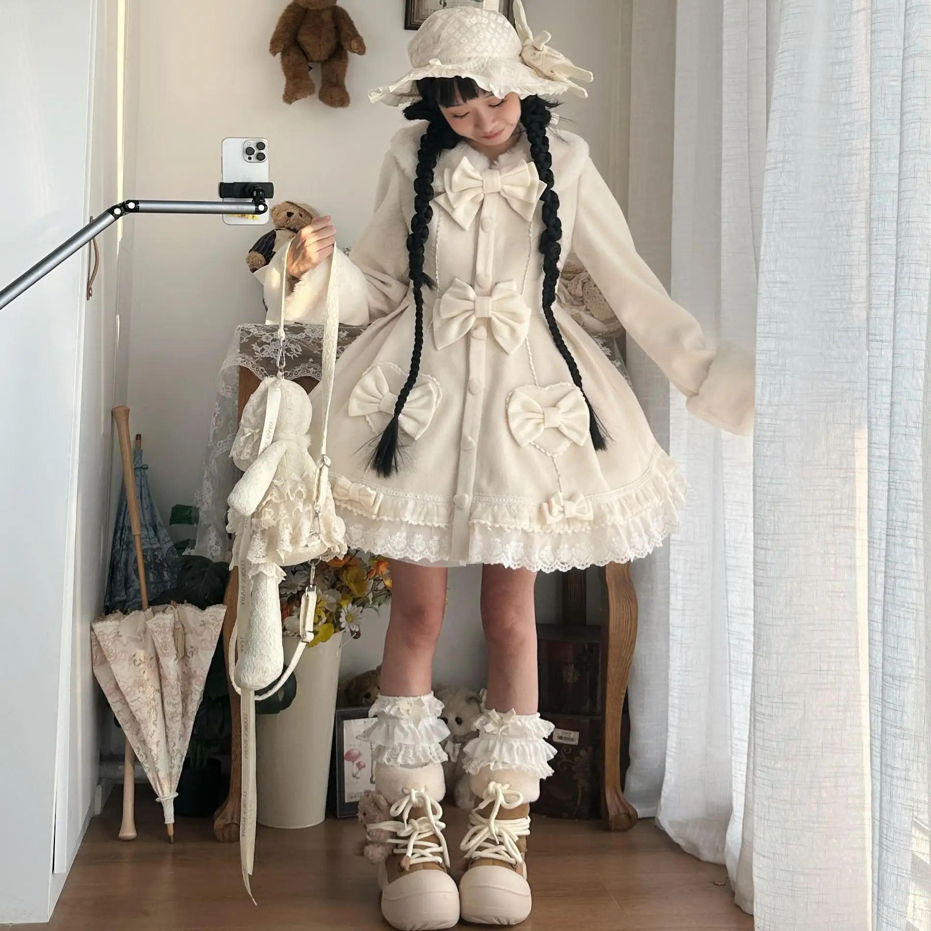 Lolita Sweet Wool Cape Coat Girls Women's  Autumn and Winter Girl Cute Bow Plush Collar Elegant Y2k Woolen Jacket with Cloak