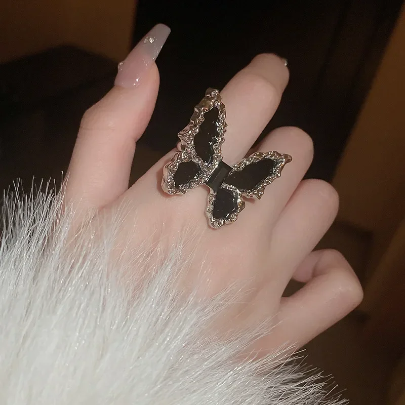 Flowers Butterfly Imitation Pearl Open Rings for Women Rhinestones Ladies Fashion Design Temperament Fingers Jewelry Wholesale image 4