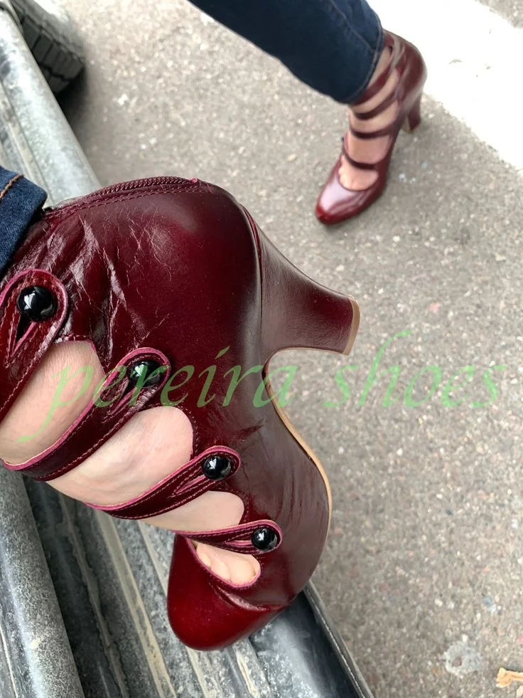 Lady Red Patent Mirror Pu Ankle Mary Jane Pumps Chunky Heel Footwear Hollow Runway Buckle Strap Vintage Style Evening Party Shoe