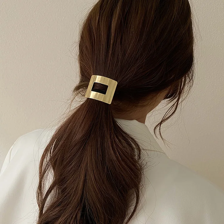 

Fashion Simple Metal Hair Clip Cold Trend Elegant Edge Clip For Daily Half Up Hairstyle Home