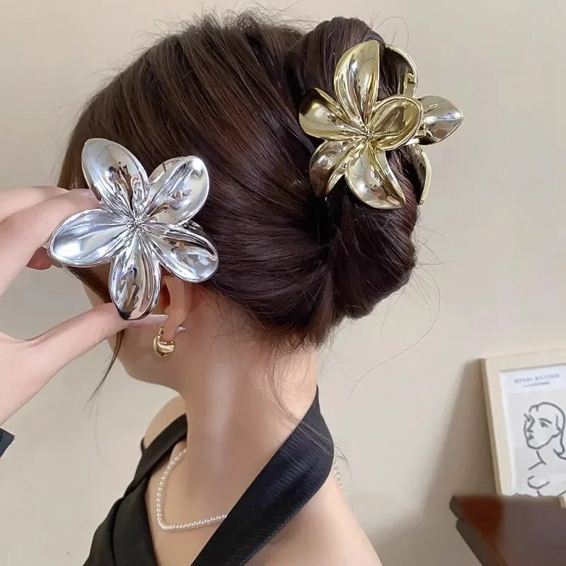 Simple Gold and Silver Plumeria Hair Clip for Women  Elegant Temperament Shiny Shark Clip Fashionable Girl Ponytail Hair Clamp