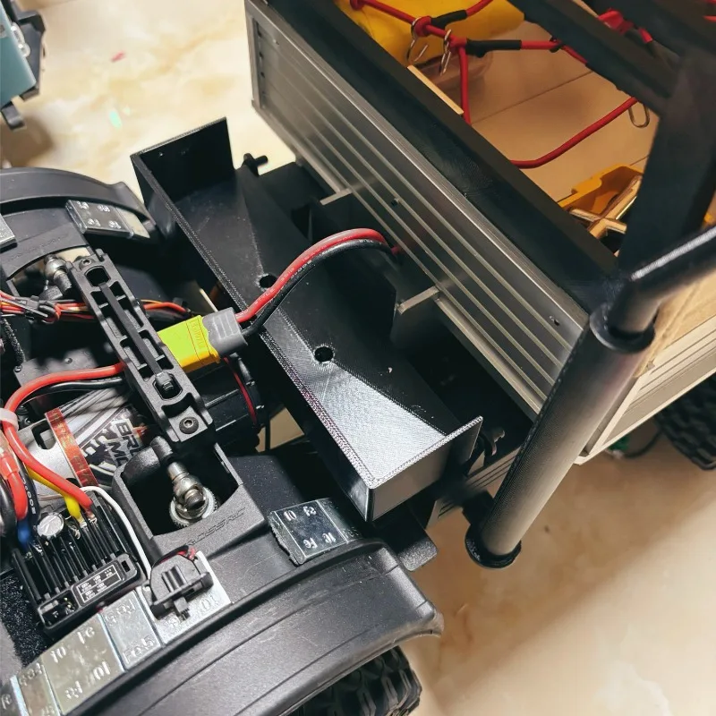 

Комплект для переоборудования передней части автомобиля CROSSRC NT6/4 в масштабе 1/10: магнитный крепеж, отсек для аккумулятора, отсек для балласта, аксессуары для кастомизации