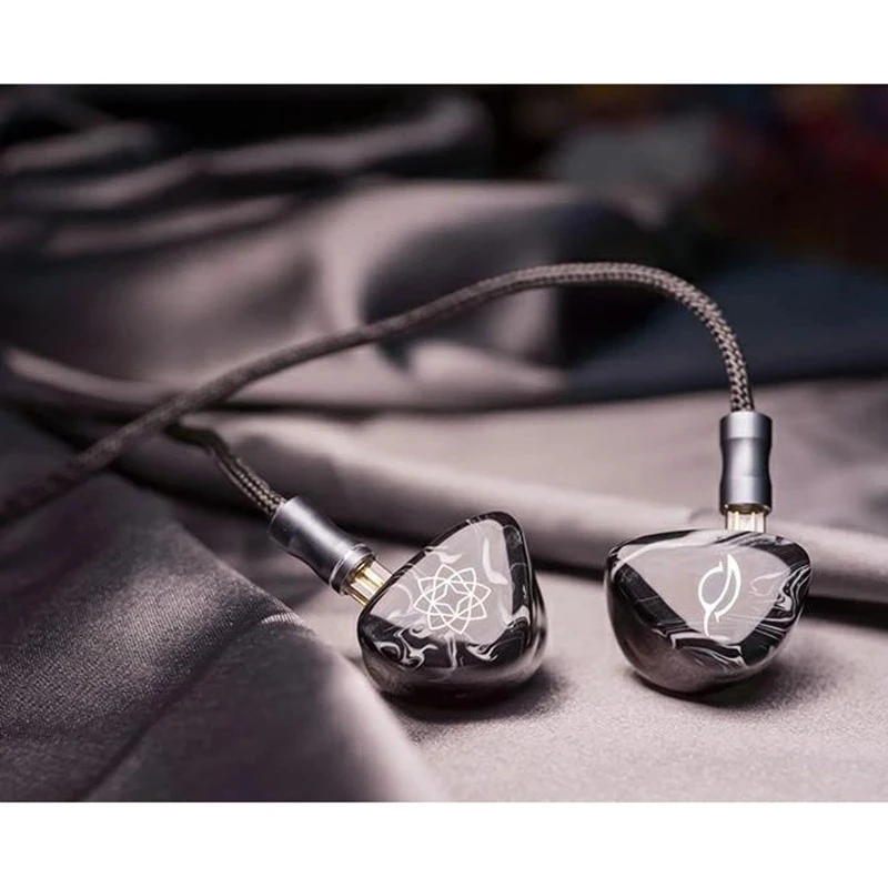 SeeAudio Bravery IEMS Hifi Earphones 4 Balanced Armature In-Ear Headphones IEM with 2 Pin 0.78mm Detachable Cable Headset