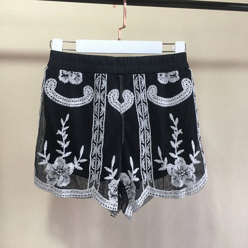 退屈なハニー新しい韓国レースショーツ着てかぎ針編み中空レギンスパンツ刺繍通気性三点安全パンツ女性