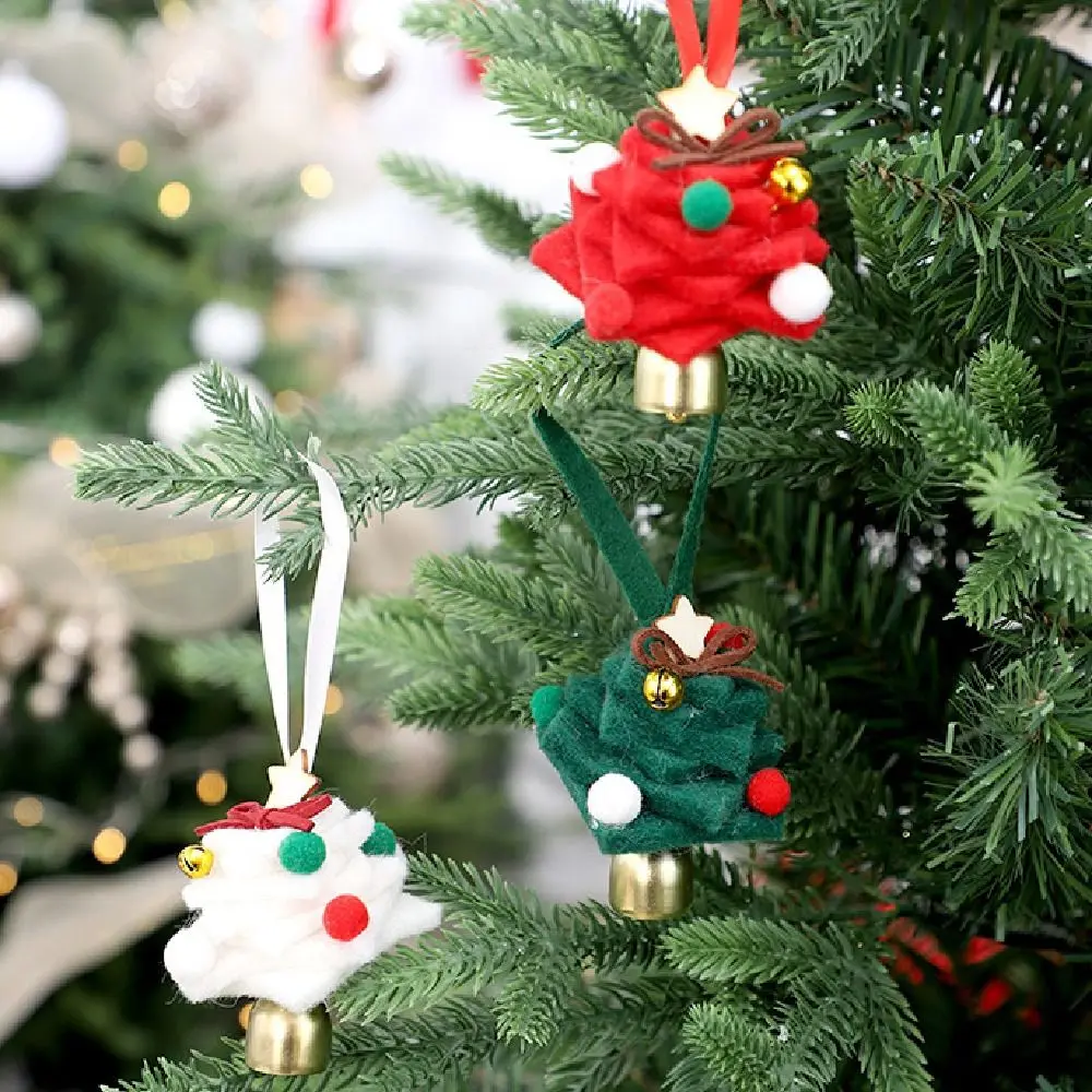 Rustic Felt Christmas Bell Pendant Creative Stars Xmas Tree Pendant Crisp Sound Mini Christmas Hanging Decorations for Xmas Tree