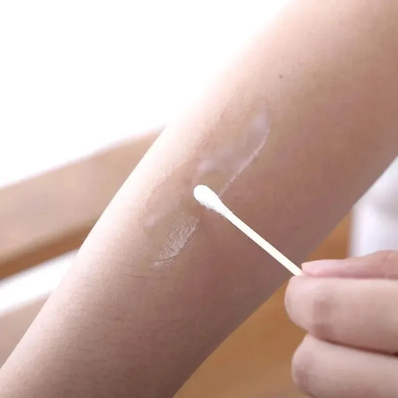 200 Uds hisopos de algodón de madera de doble cabeza para limpieza de nariz y oídos herramientas de maquillaje para mujeres bastoncillos de algodón desechables accesorios de belleza
