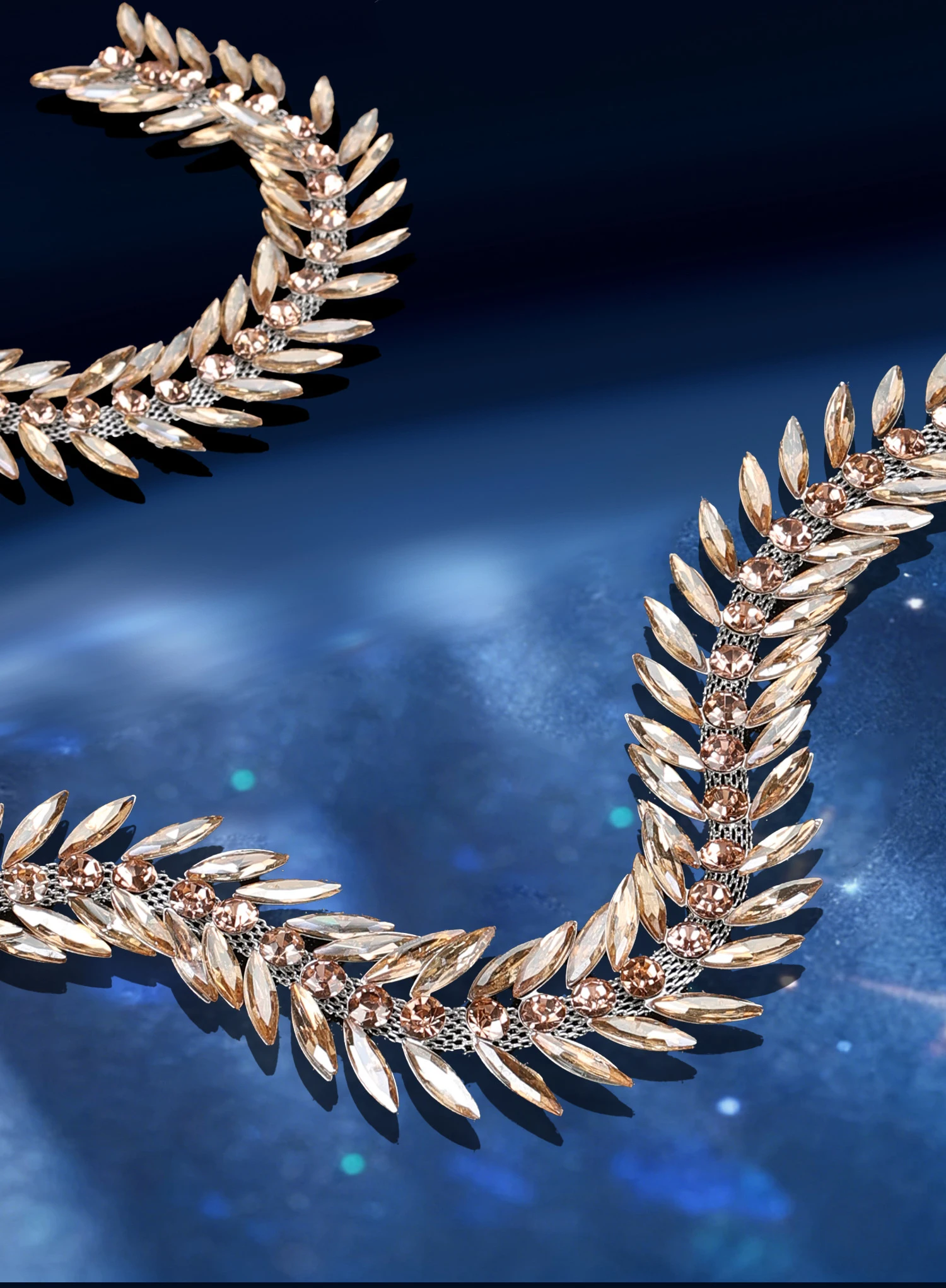5 Yards Strasskette Kristalldiamant DIY Bastelzubehör Kleidungsaccessoire Blattförmiges Strassband Nähzubehör Dekoration – Detail 2