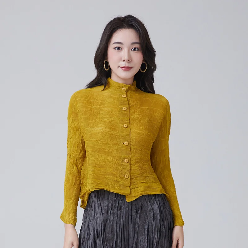 Solid Color Cardigan Lightweight UV Protection Long-sleeved Jacket Miyake Summer Solid Color Retro Pleated Versatile Top 2025