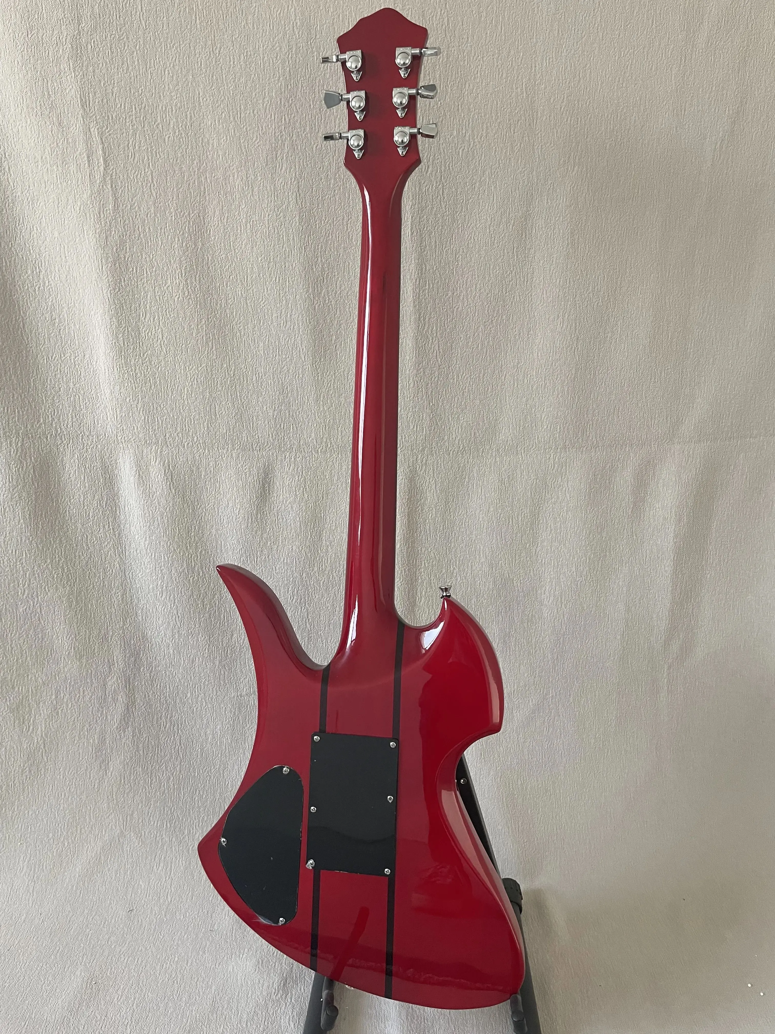 Customizable BC Rich  Guitar With Green Veneers Red Veneers