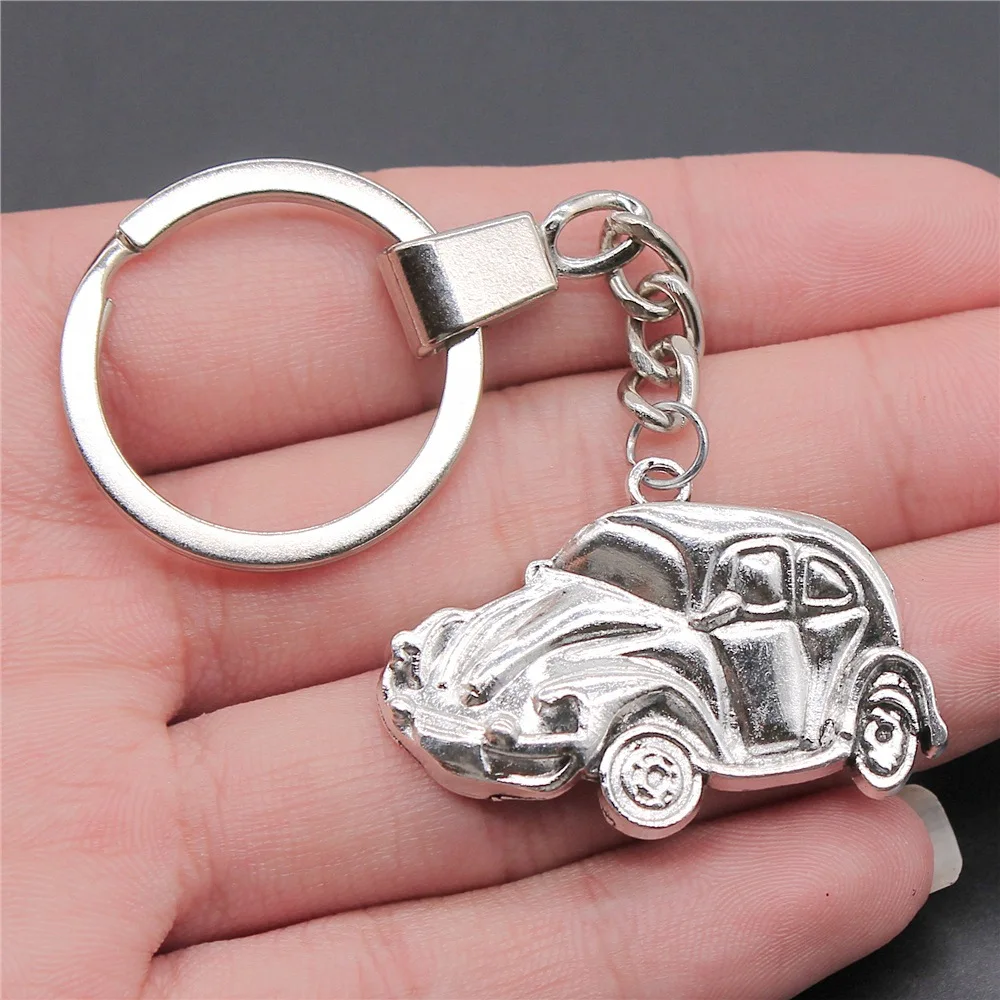 Dropshipping Men Keychain Vintage 2 Colors 39x26mm Car Pendant Souvenirs Gift