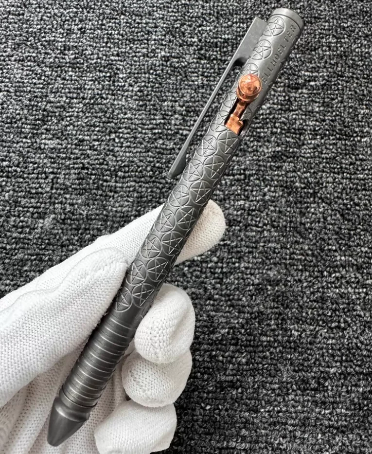 

Used EDC FH tactical pen pentagram titanium alloy pen fitget decompression toy