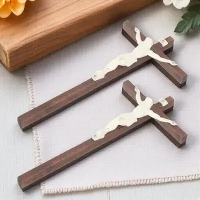 2Pcs Wood Cross Prayer Ornament Compact Smooth Edge Religious Decorative Photo Prop Home Bedroom Living Room Gift