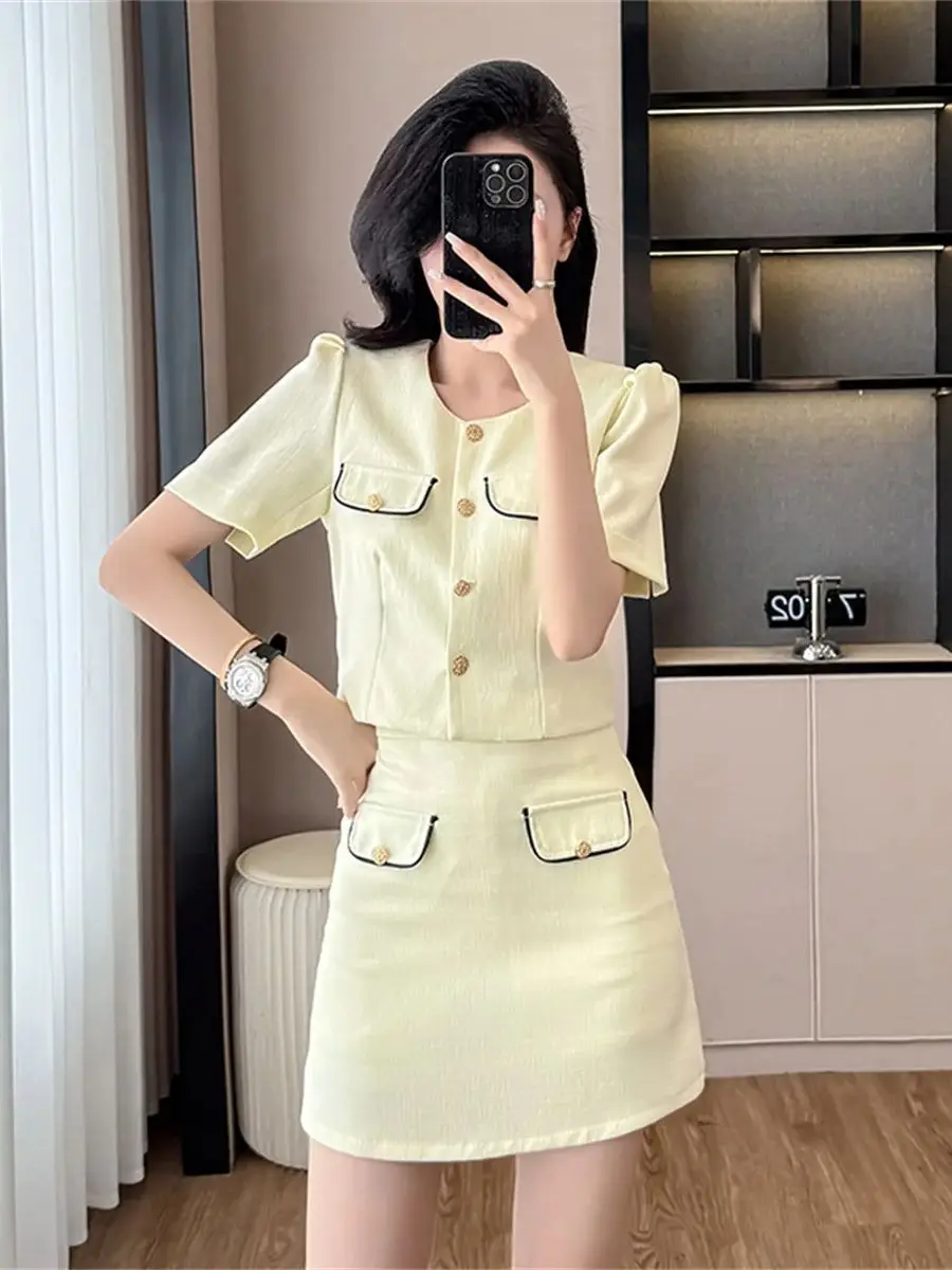 

Summer New Yellow Tweed Two Piece Sets Womens Outifits Chic Single-breasted Crop Top Skirt Sets Female Hotsweet Y2k Skirt Suits