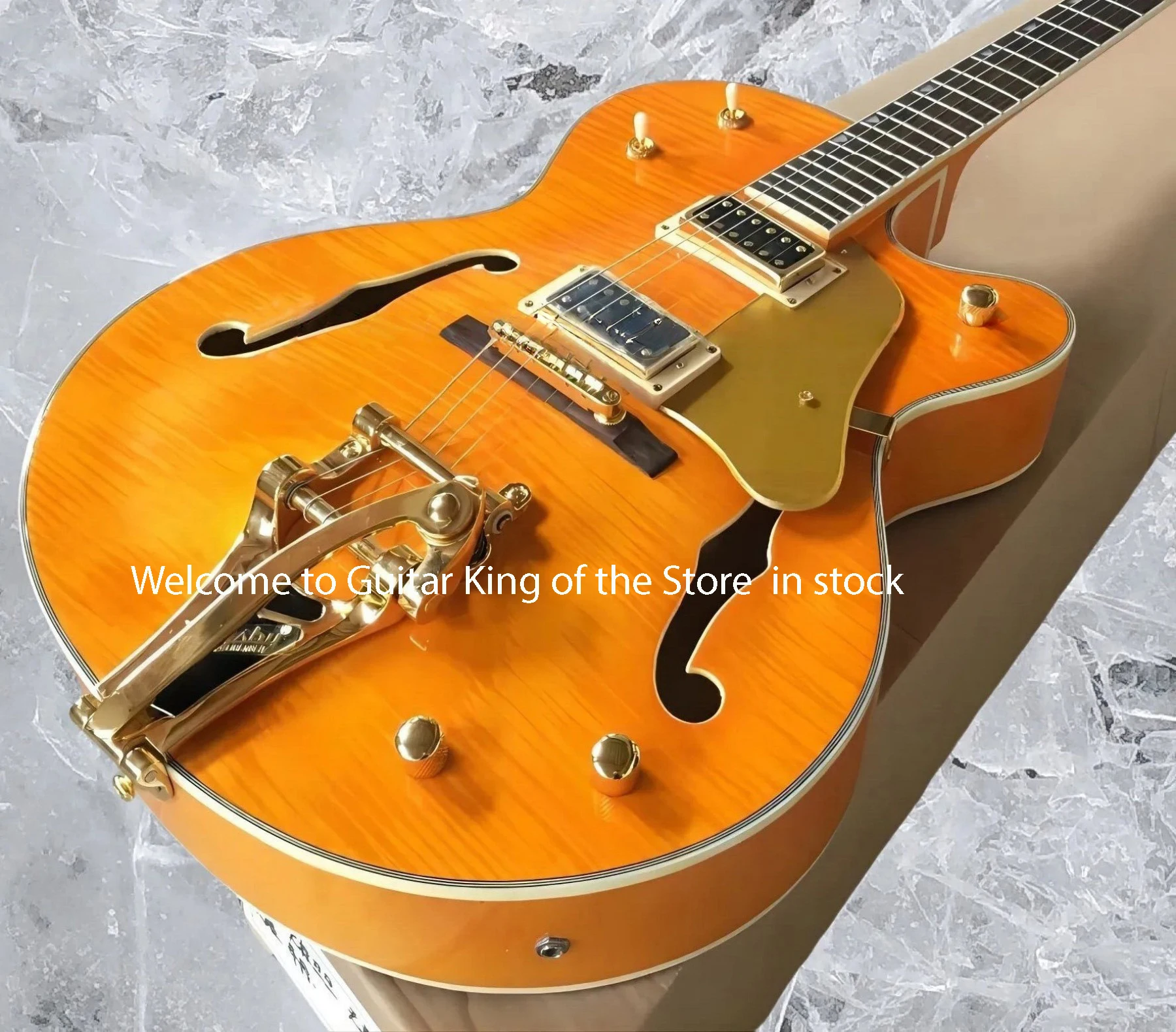 الجملة مصنع مخصص الغيتار البرتقالي الصقر 6120 شبه جوفاء الجسم الجاز الغيتار الكهربائي مع Bigs Tremolo3698