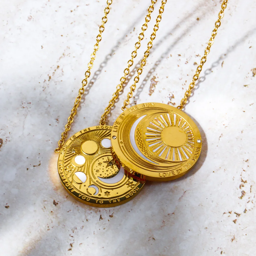 

Simple Tarot Pendant Necklace with Starry Moon and Eye Elements, 18K Gold Plated Stainless Steel Sweater Chain Jewelry