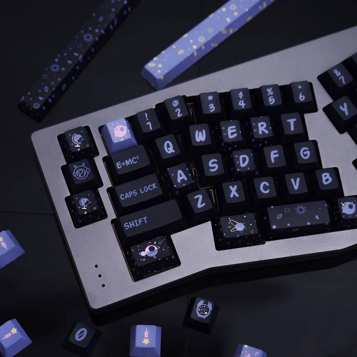 Space Odyssey Keycaps PBT Sublimation Original Factory/MDA Height Keycaps 152 Keys Complete Set of Mechanical Keyboard Keycaps