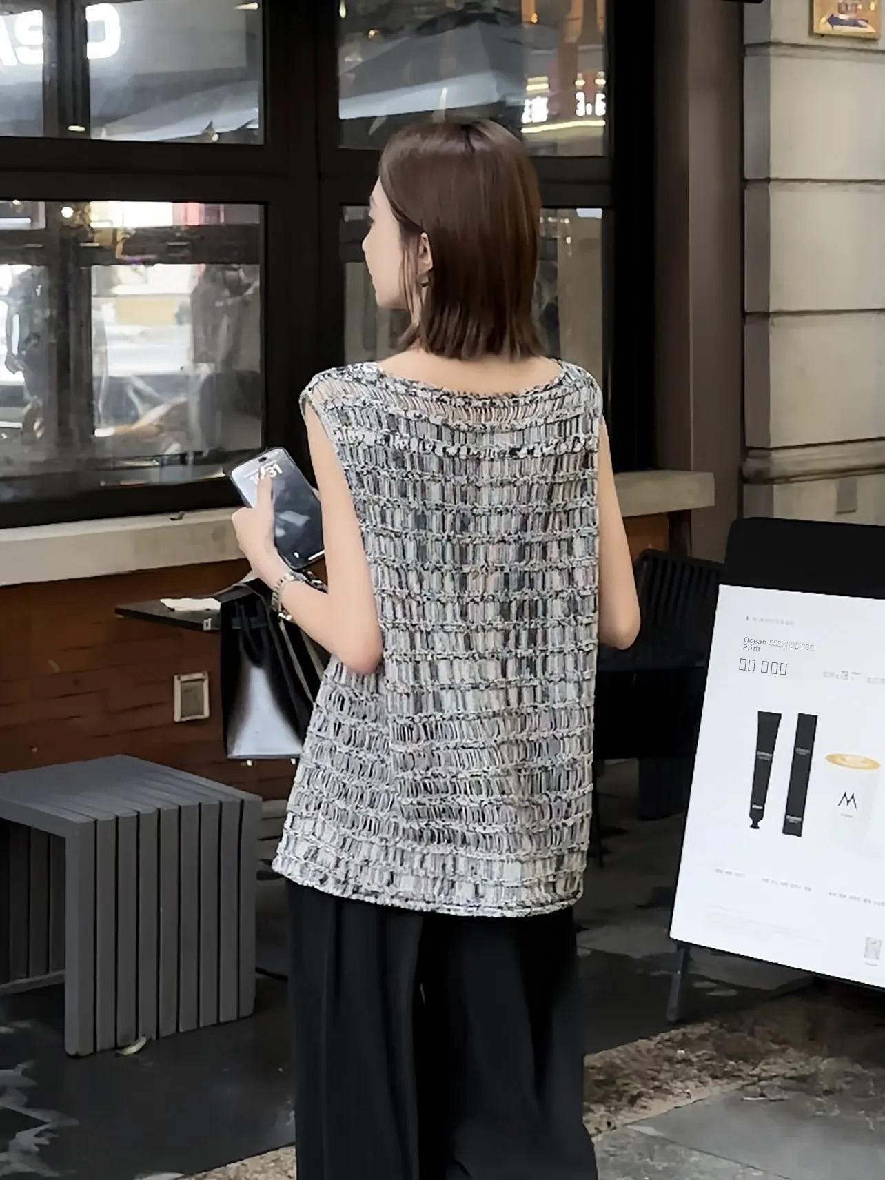 

Новый летний вязаный жилет Sli Retro с ажурной вязкой, вязаный как «сахарный куб», модный повседневный жилет стандартного кроя из смесовой ткани Lenzing...