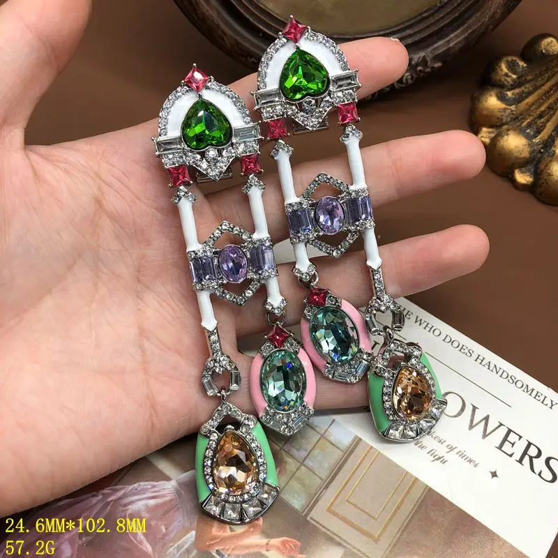 

Women's Super Glitter Inlaid Diamond Oval Teardrop Tassel Earrings
