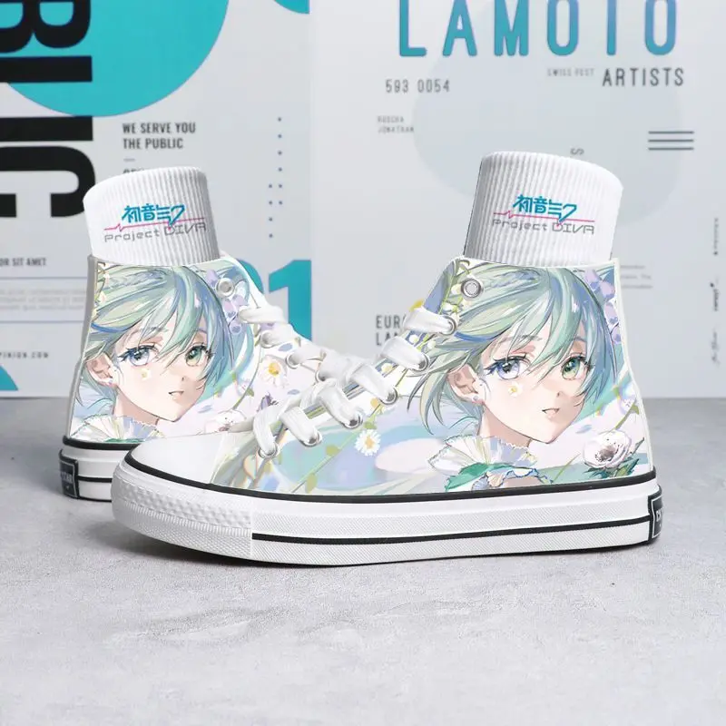 Anime Hatsune Miku płócienne buty Cartoon męskie i damskie wysokie Graffiti trampki letnie uniwersalne buty dla par prezent urodzinowy