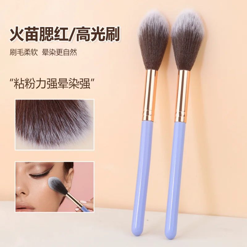 Surligneur/surligneur à flamme unique, brosse à Blush, outils de beauté pour débutants