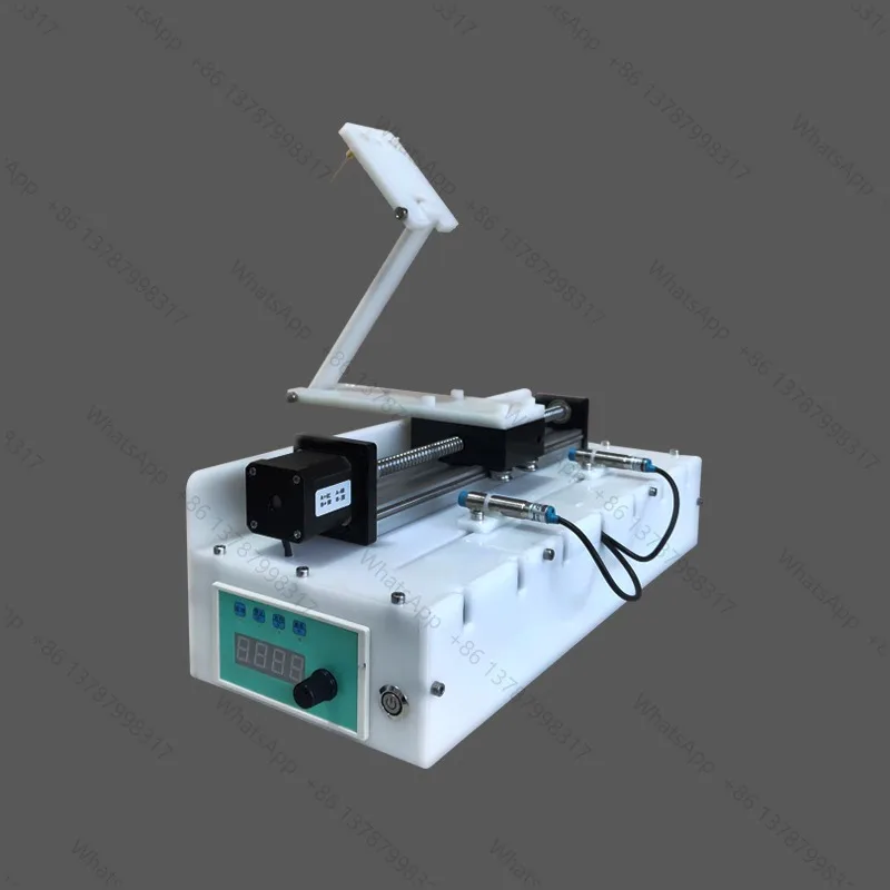 Uniform preparation of nanofiber membrane by electrospinning machine with reciprocating movement of electrospinning nozzle