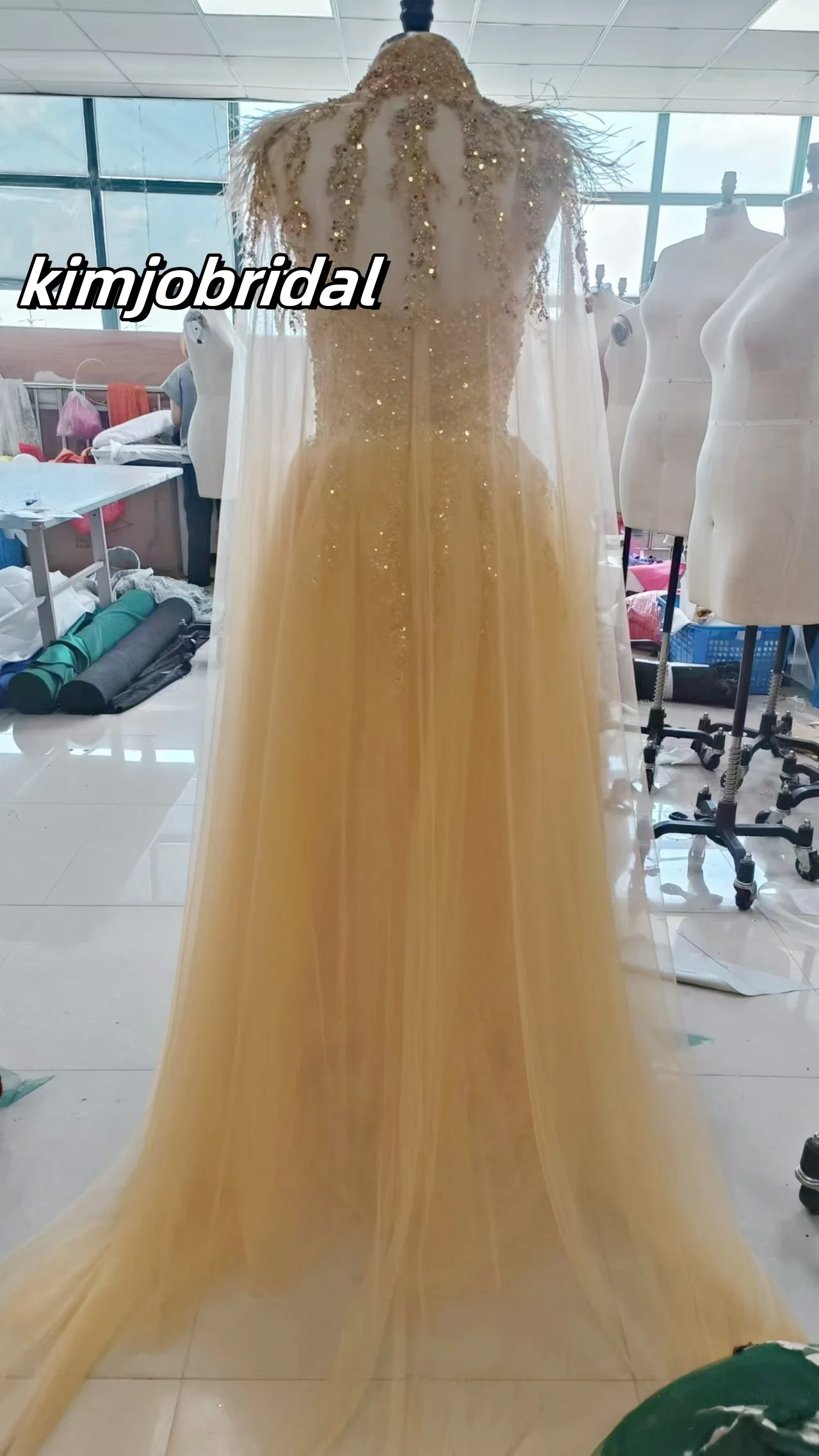 Real Yellow Beading Tulle Prom Dress Long for Arabic Women 2025 V Neck Beading Feather Crystal Feather Evening Gowns Customized