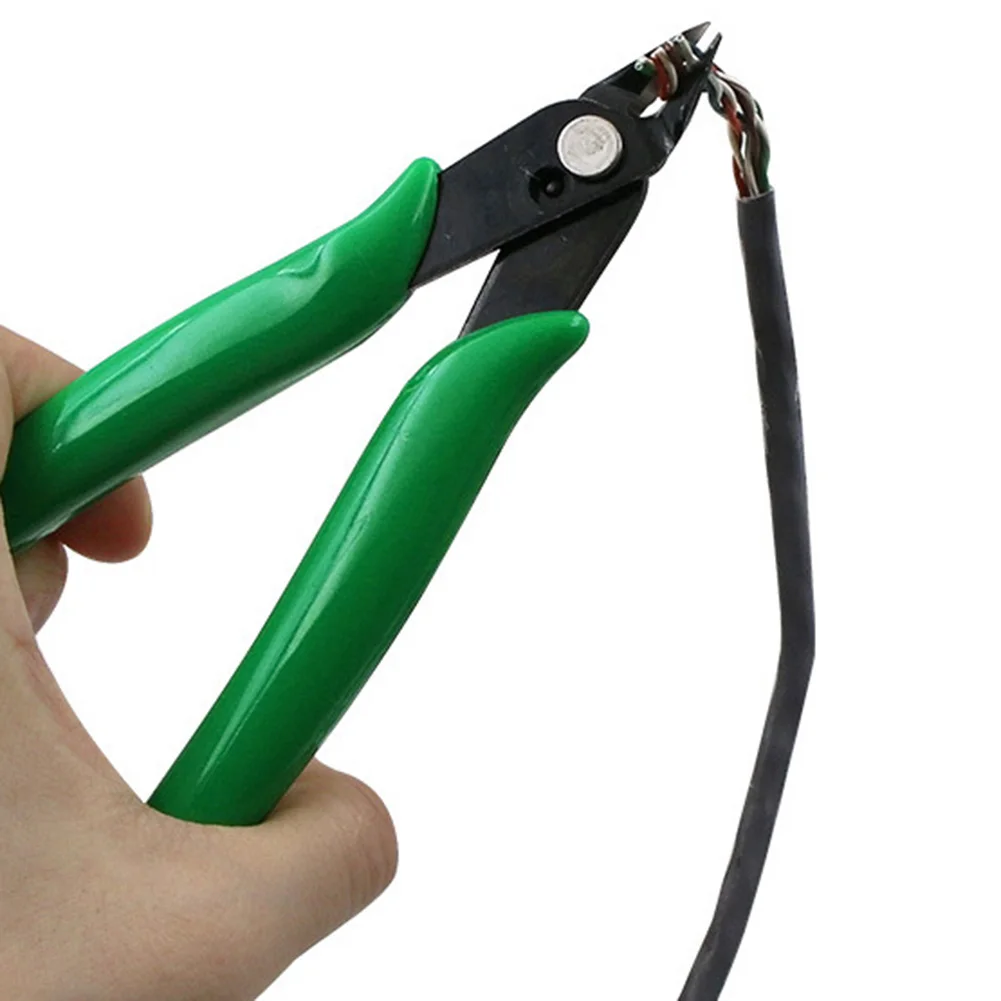 DIY Pliers 130*80 Mm Cable Cutters Ergonomic Design Exquisite Handle Design Flat Mouth For Handling Small Wires