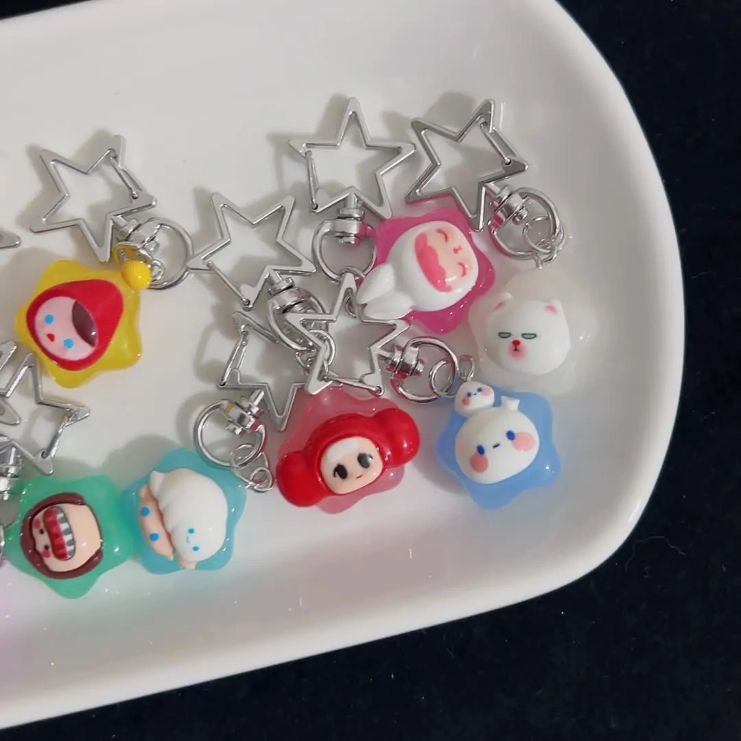 Kawaii Cartoon Animals Pentagram Luminous Keychain Creative Girl Heart Glow In The Dark Keyring Bag Pendant Car Key Accessories