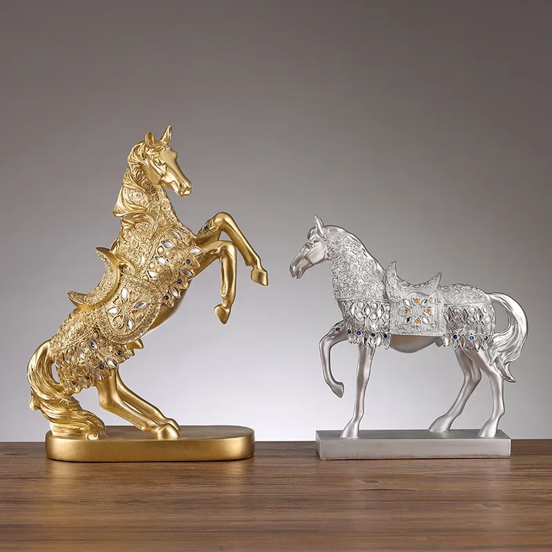 

Golden Horse Desktop Decoration Resin Crafts Simulated Animal Sculpture Lucky Horse Decorative Figurines Home Decoration