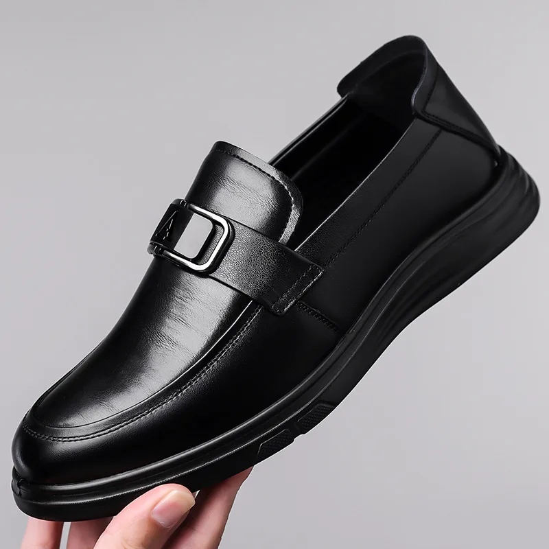 New Shoes for Men Genuine Leather Casual Shoes Spring Fashion Soft Flat Leisure Shoes Cool Slip-on Loafers