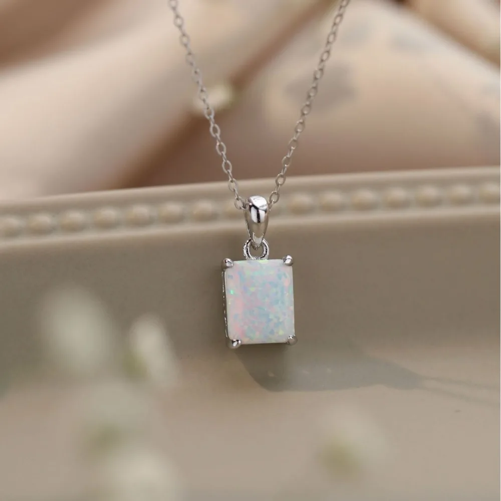 

2025 New Luxury and Elegant Neck Jewelry, Meticulous Work, Unique Craftsmanship, Women's Exclusive High-end Necklace