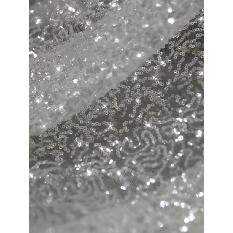 155CM Wide, New Fashionable Beaded Sequins Shiny Fish Scale Fabric Wedding Dress Dress Dress DIY Clothing Decoration Accessories