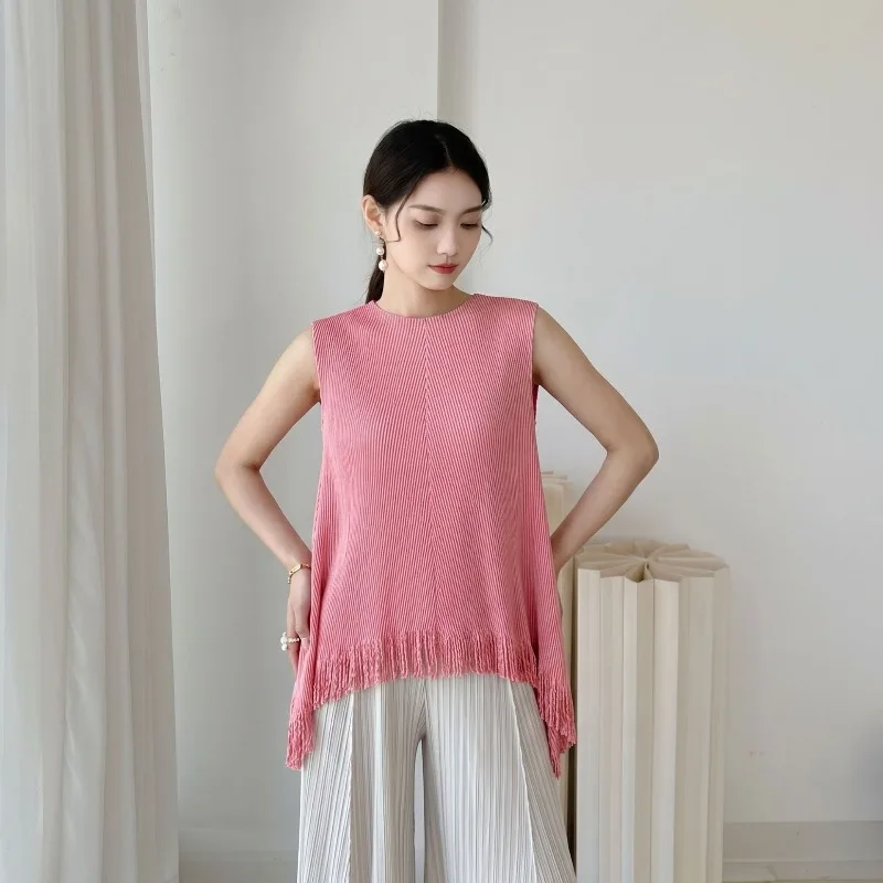 

Miyake Pleated Sleeveless T-Shirt Plisse Simple Fringed Pleats Top 2026 Summer Plus Size Loose Fit Slim Fold Solid Color T-Shirt