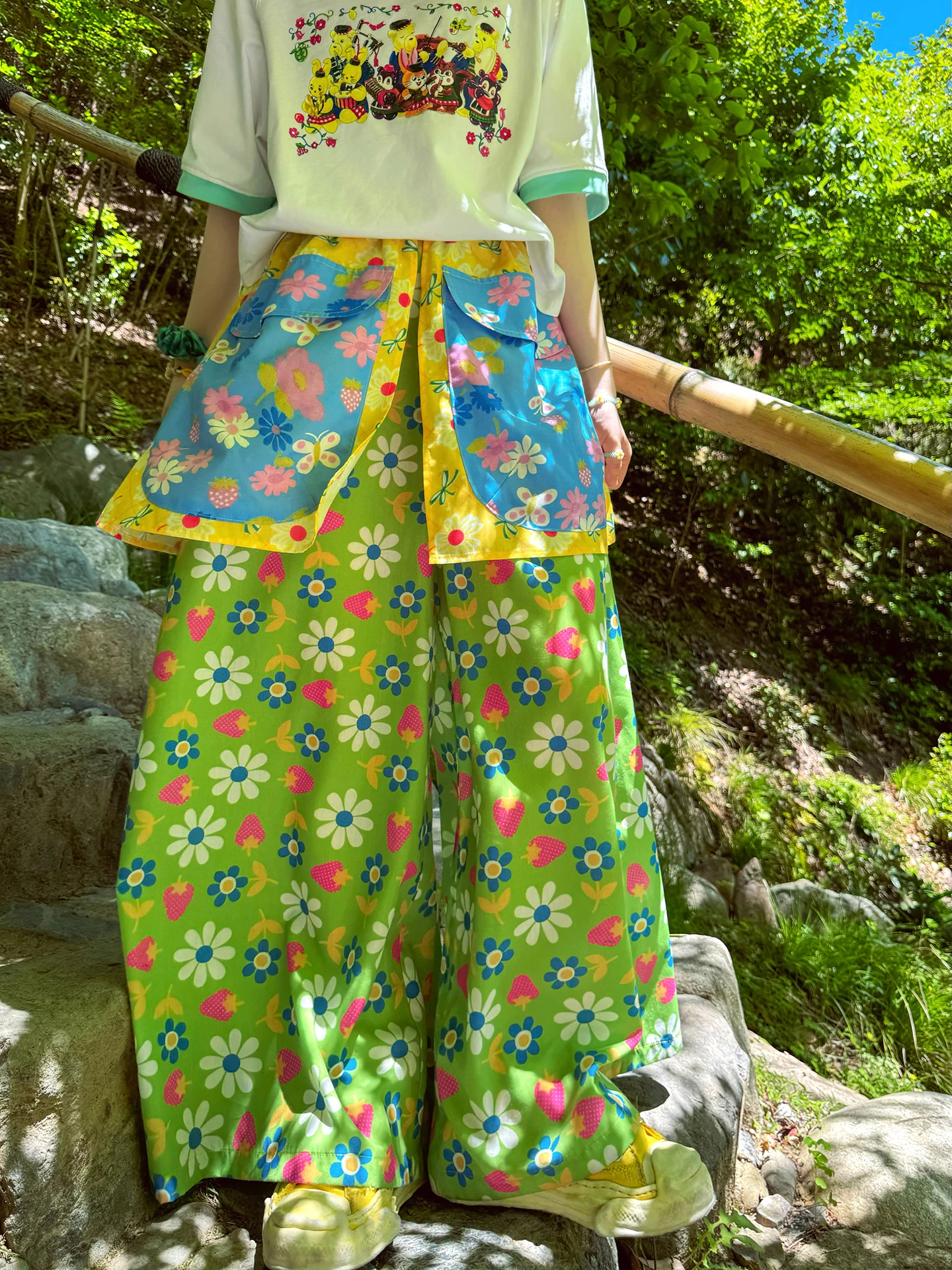 Original Design High Waist Loose Green Wide Leg Pants Skirt Pants Strawberry Floral Print Casual Elastic Waist Loose Fit