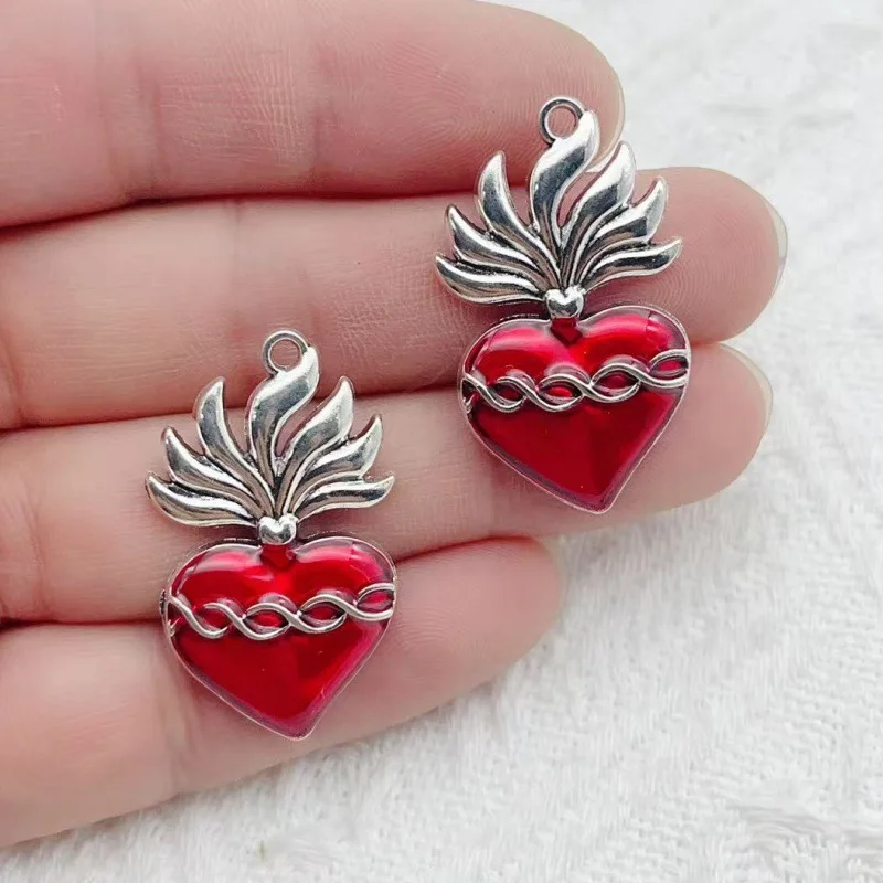 5pcs Dark Gothic Exaggerated Heart Cross Sword Pendant Charms DIY Handmade Bracelet Necklace Beaded Accessories Material