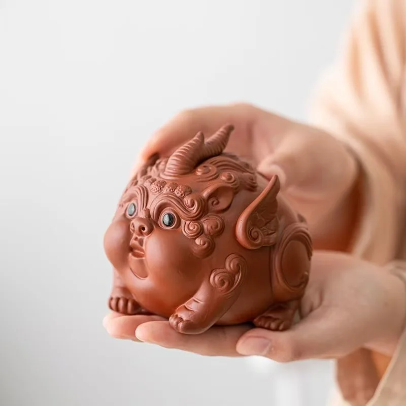 Cute Zisha Pixiu Statue Chinese Mythical Beast  Feng Shui Wealth Ornament for Home Office Desk Decor Collectible Figurine Gift
