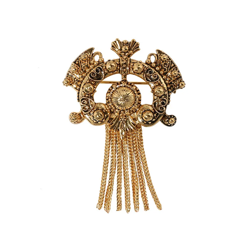 Vintage Openwork Metal Fringed Brooch Luxurious Court-style Metal Carved Pins Vintage Coat Accessories Pins Vintage Enamel Pin