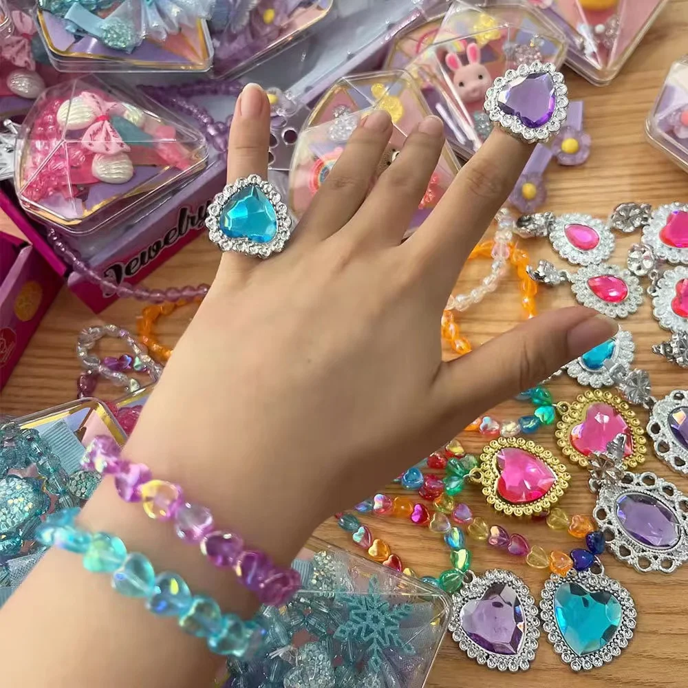 Hadiah mainan anak perempuan taman kanak-kanak, hadiah kecil DIY kalung cincin hadiah kecil mainan anak-anak hadiah