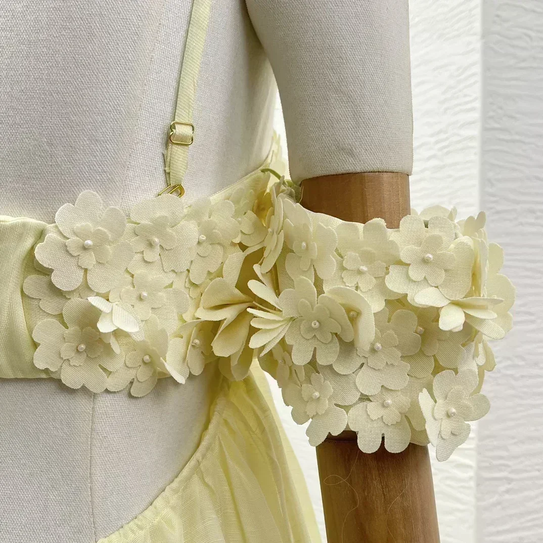 Linen Silk 2024 New Summer Design Collection Yellow High Quality Three-dimensional Decoration Cut Out Back Mini Tube Dresses