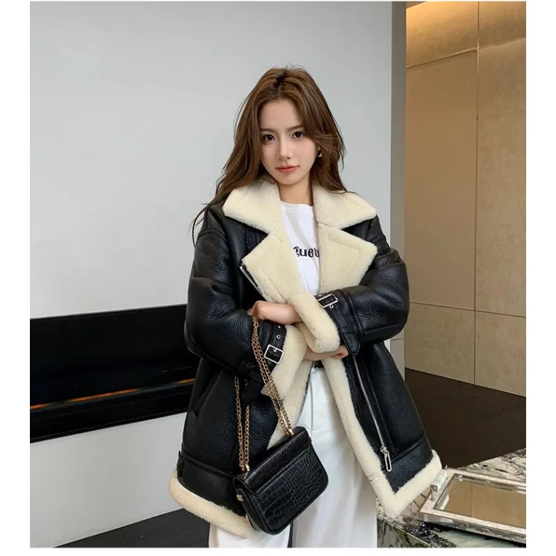 Korean Women Fleeced Lamb Spliced Faux Fur Zipper Pu Leather Jacket Coat Turn Down Collar Thick Winter Punk Moto Biker Jacket