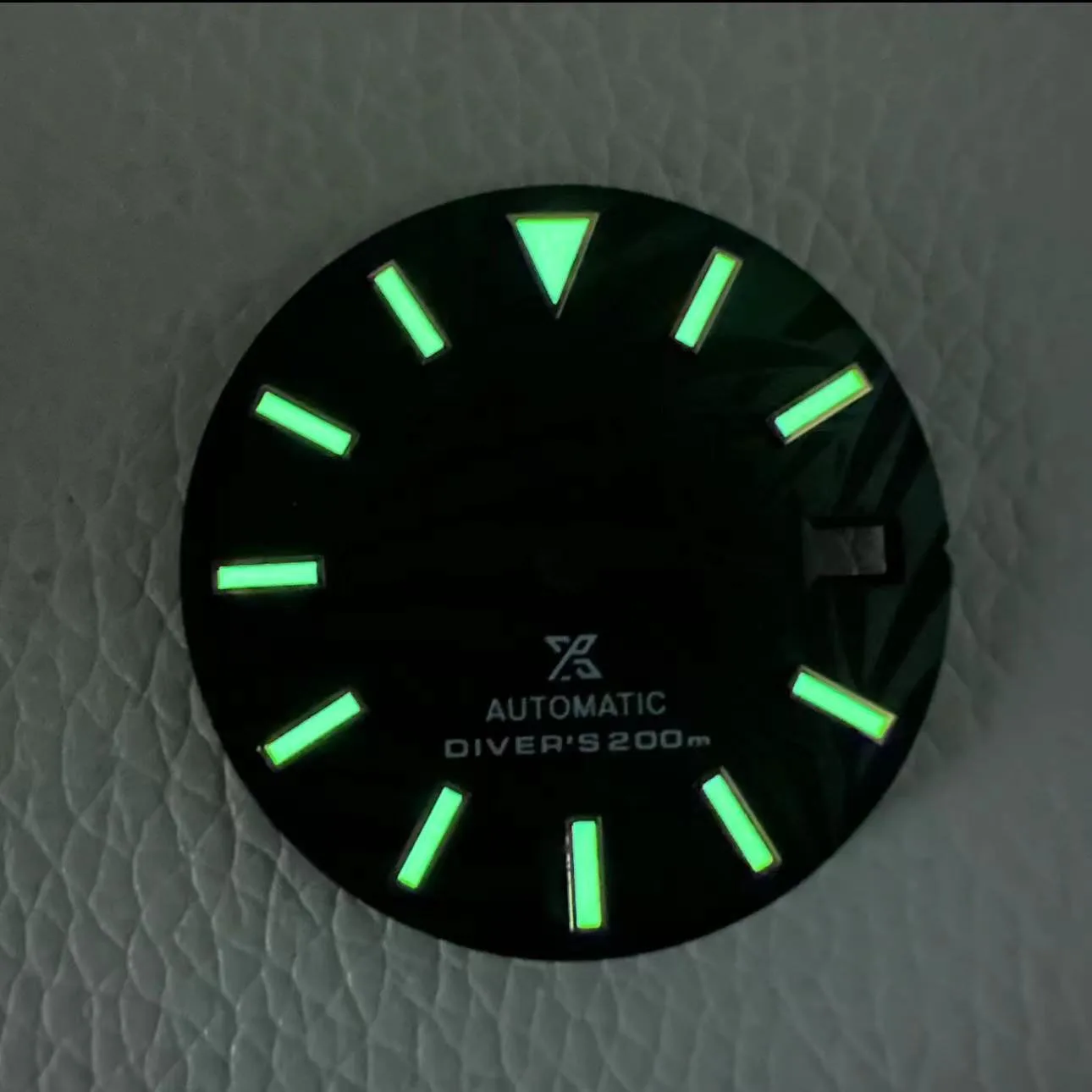 Folha 28.5mm s logotipo verde mostrador luminoso adequado para nh35 4r 7s japonês automático nh36 dial movimento 29mm ondulação de água s dial