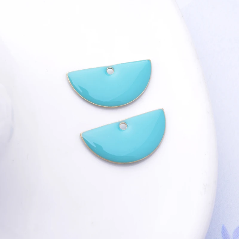 30 Stück 20*10mm Kupfer-Charms mit beidseitiger Emaille und halbem Loch für die Herstellung von Mädchen-Ohrringen und Schmuckzubehör – Detail 7