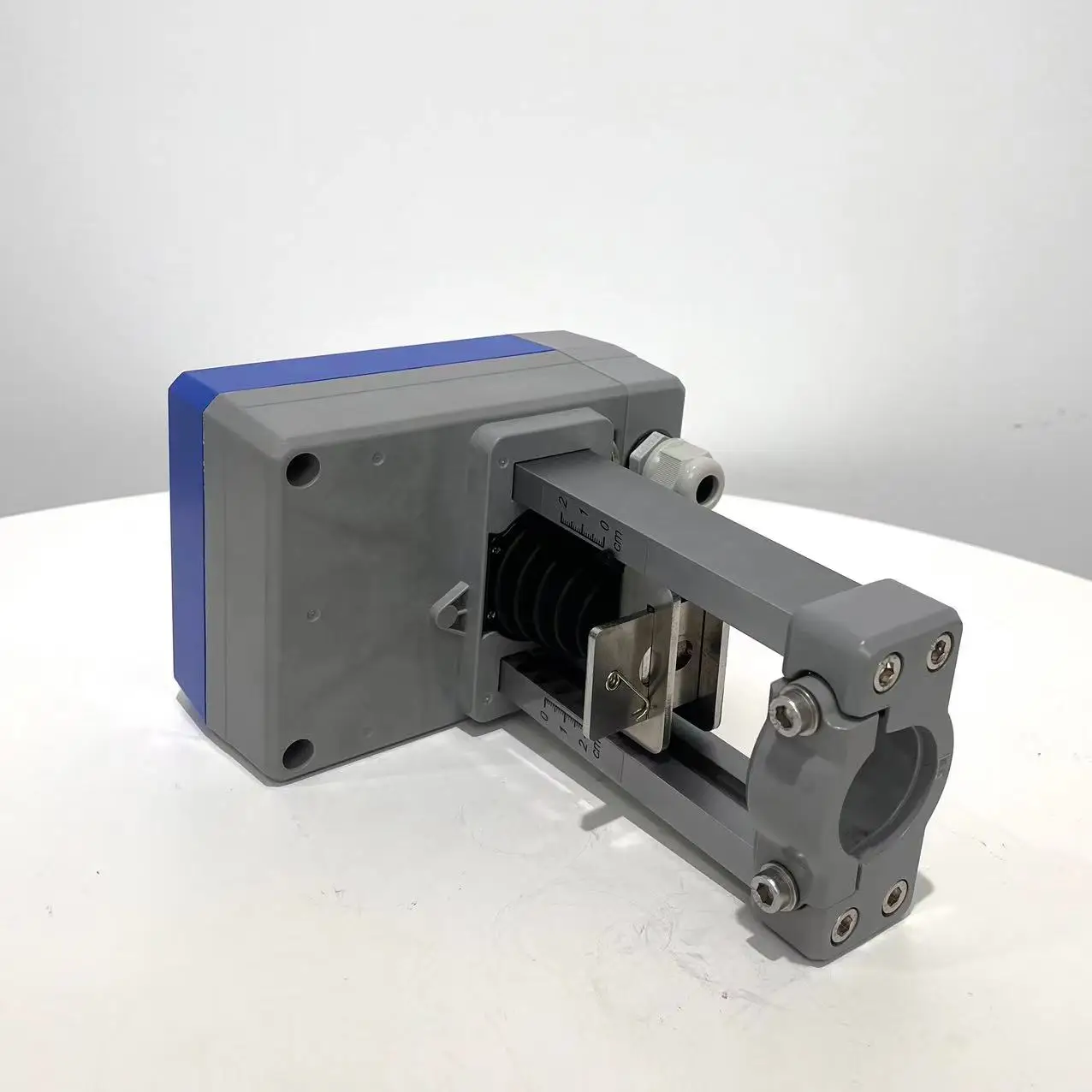 Globe valve actuator for the control of  hvac system