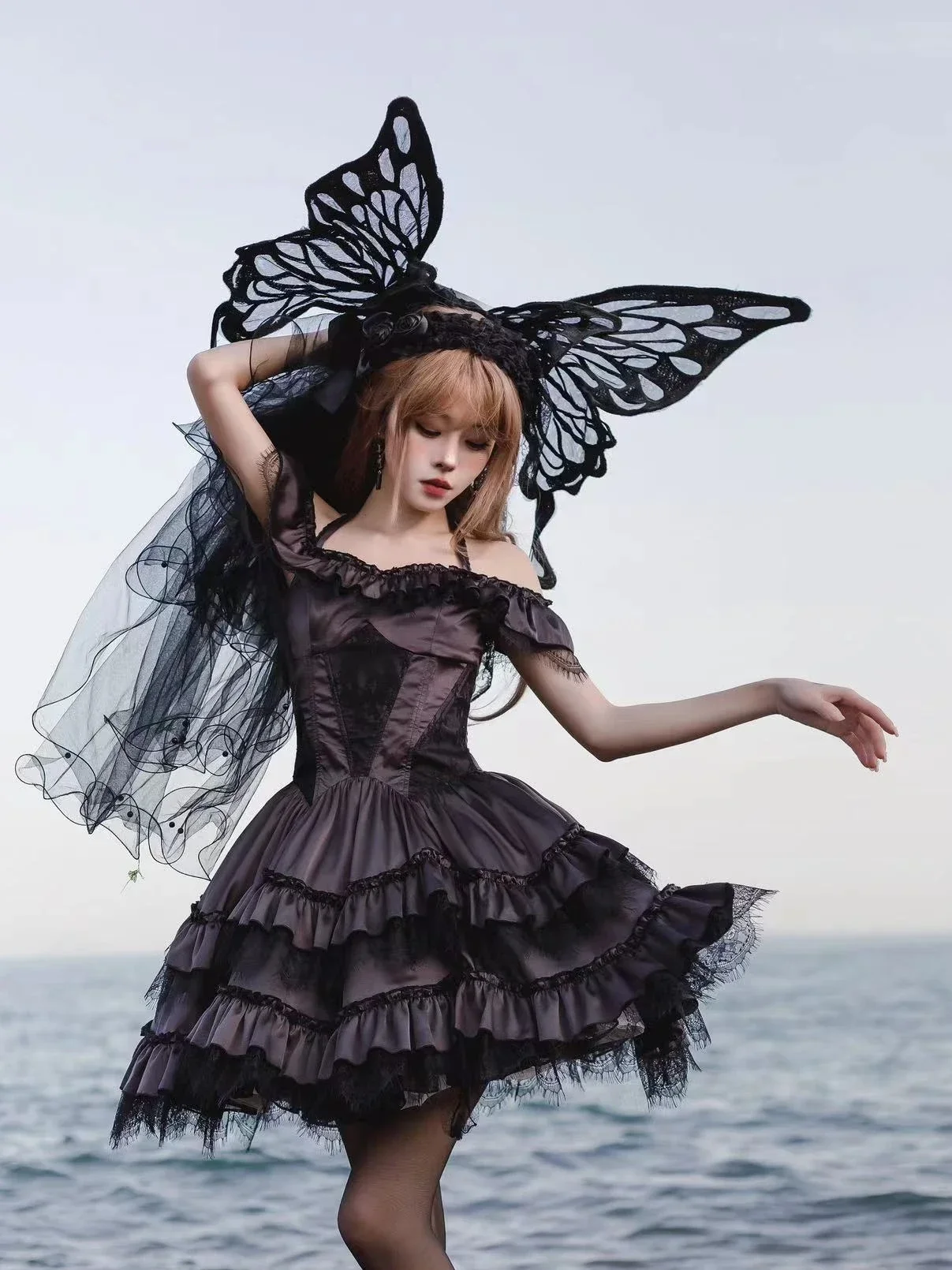 Handmade Black White Butterfly Wings Can Back Wear Lolita Mesh Back Decoration for Party Photo Props Girl Womens Butterfly Clips