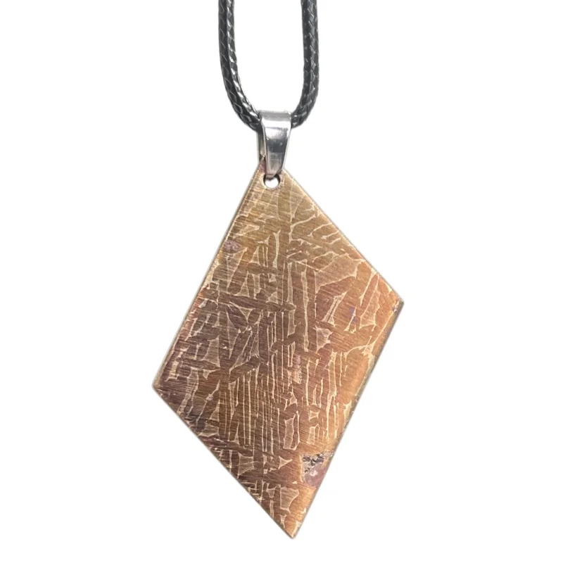 Muonionalusta Meteorite Rhombus Slab Pendant High Temperature Baking Iron Meteorite Piece Collectible Specimen Necklace LK523
