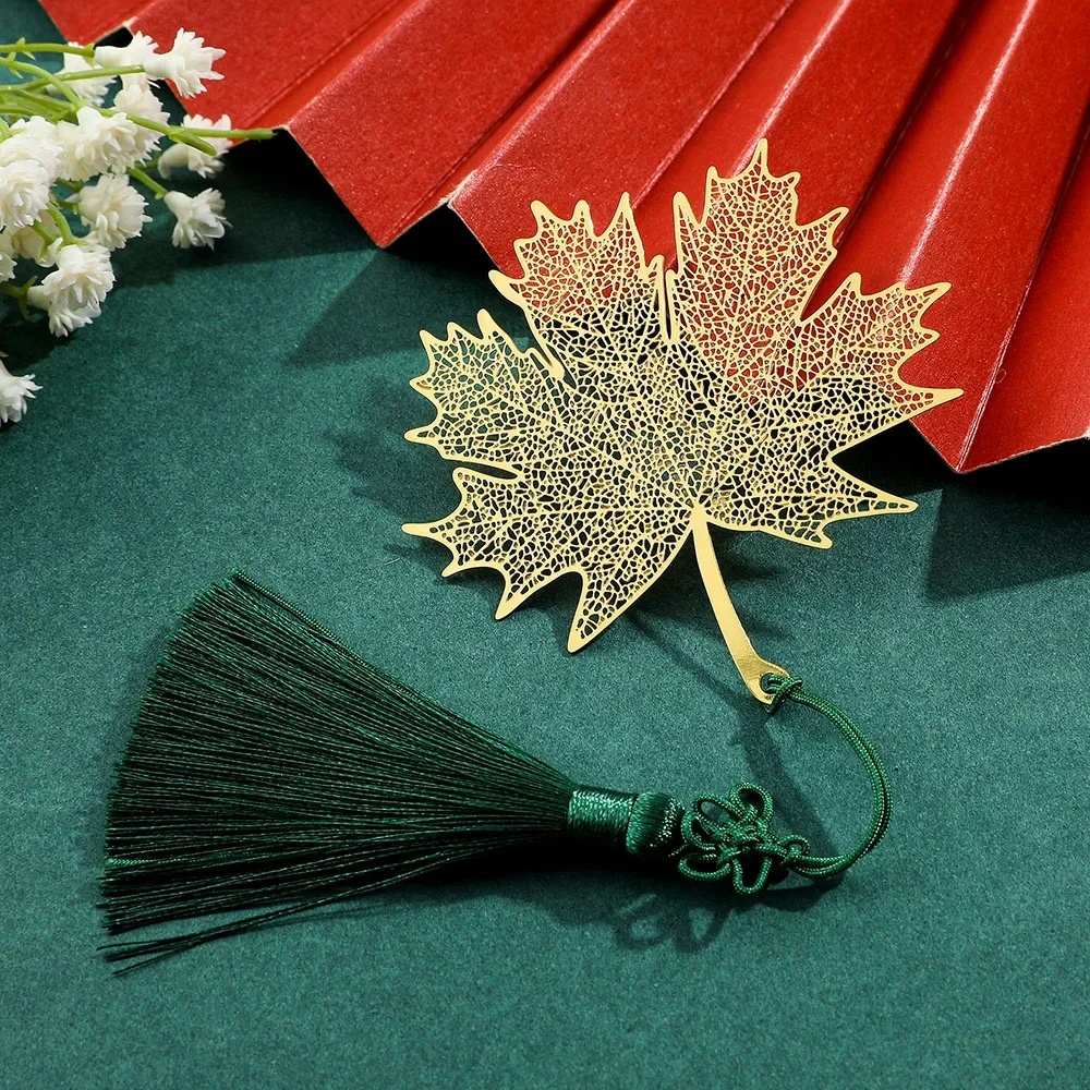 Sycamore Leaf Hollow Bookmark Exquisite Plant Tassels Page Mark Tool Fashion Reading Tools for Bookworm Students Teachers Gifts