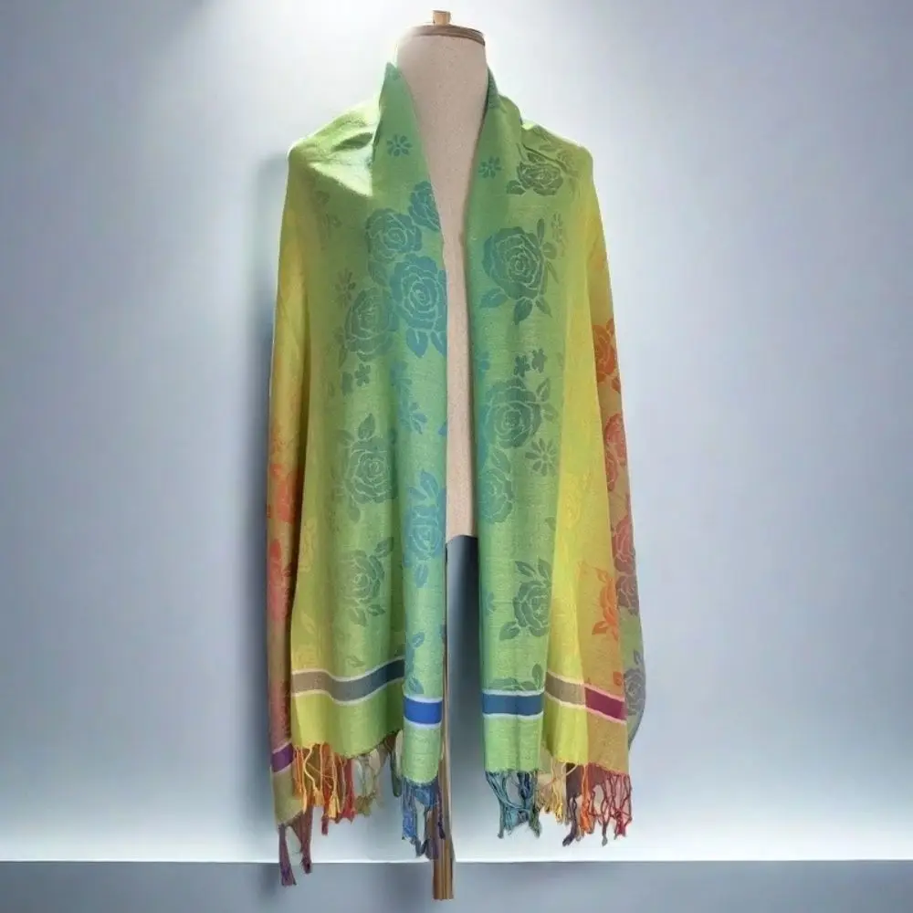 

Elegant Retro Ladies' Shawl Colorful Rose Print Gradient Scarf Soft Ethnic Style Long Fringed Scarf for Women