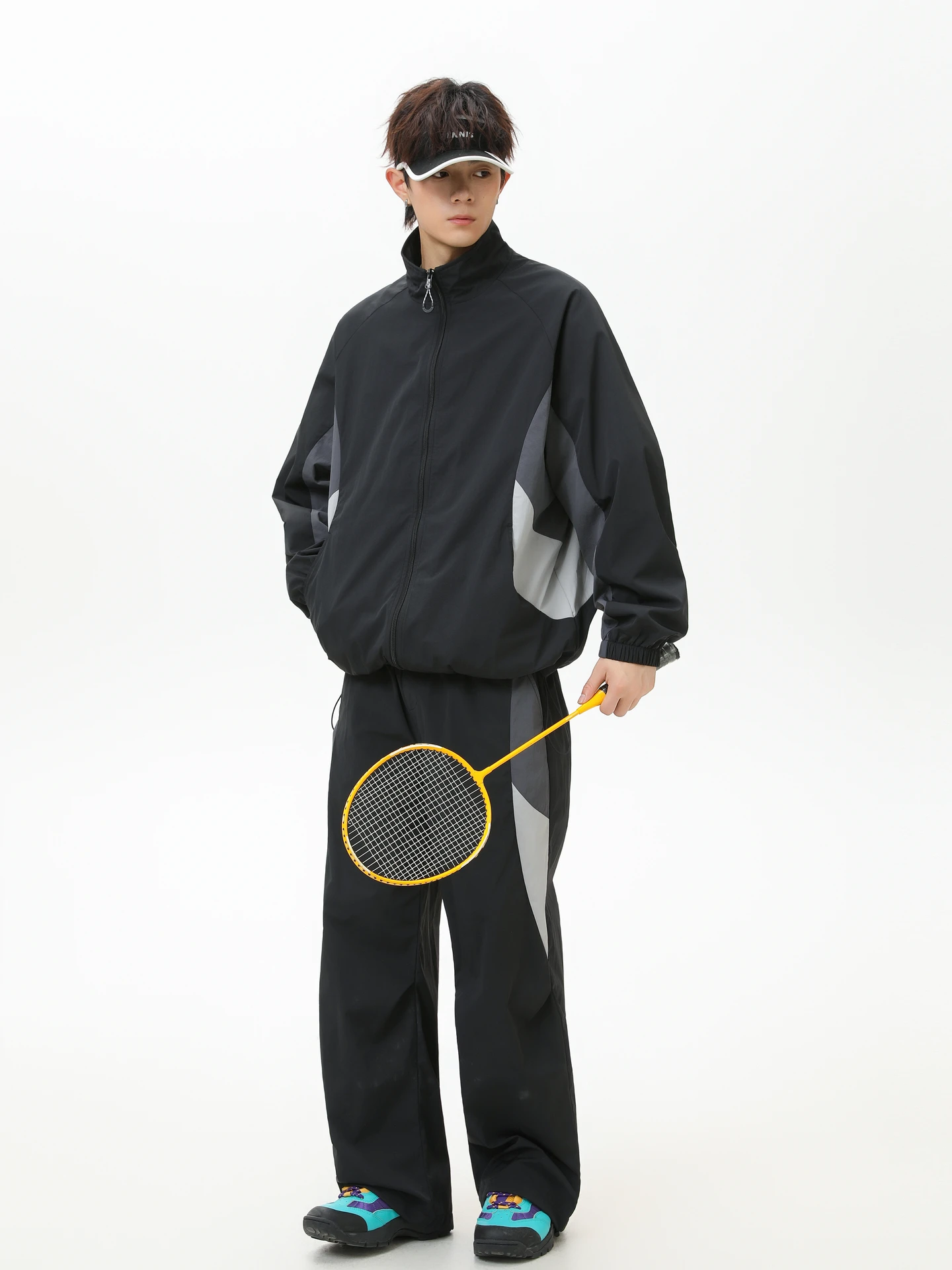 

Retro Contrasting Color Splicing Outdoor Leisure Sports Suit Men's and Women's Stand-up Collar Jacket Sweatpants Two-piece Set